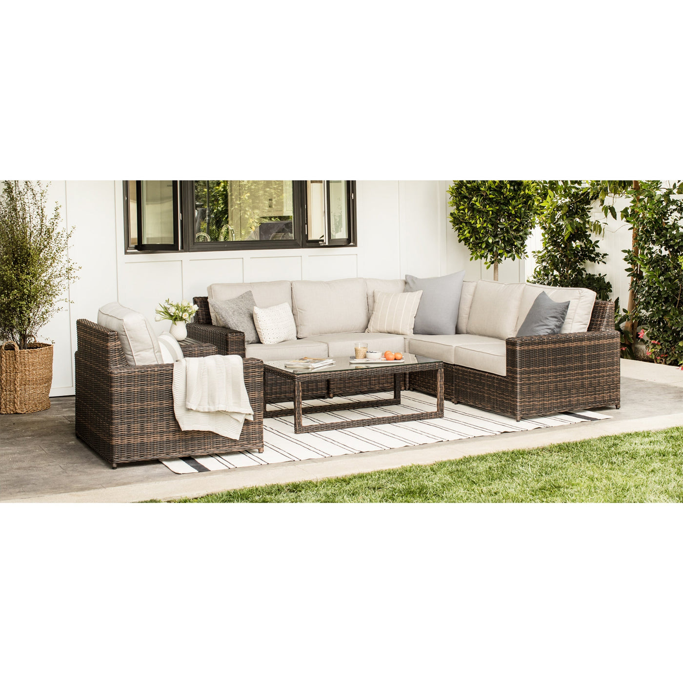 Yardbird Langdon Outdoor Armless Insert Outdoor Furniture