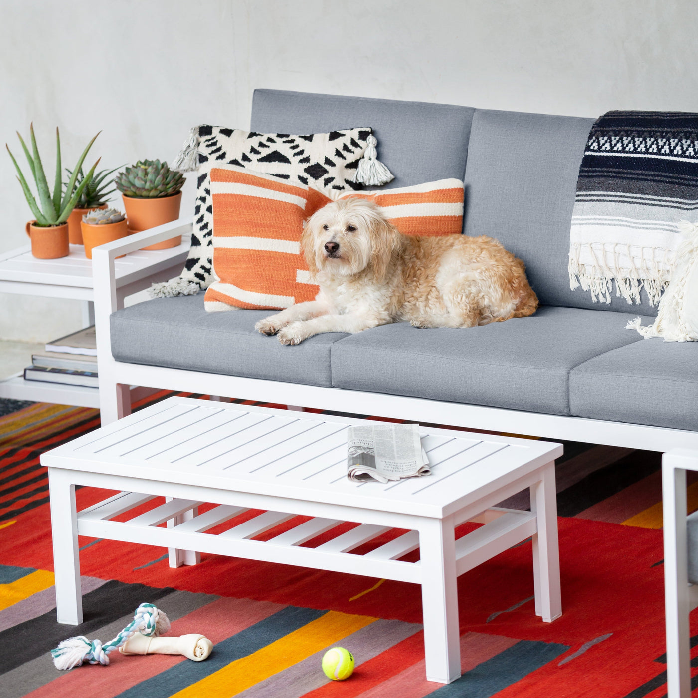 Luna Outdoor Loveseat