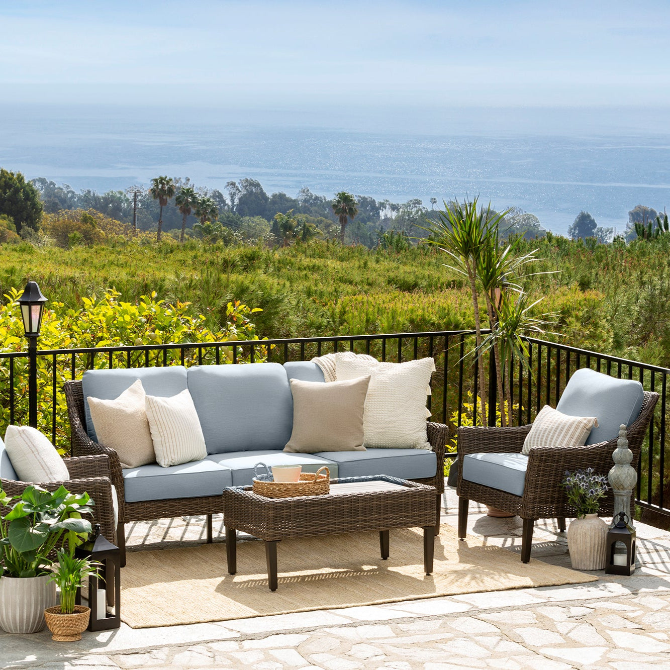 Harriet Outdoor Fixed Chair