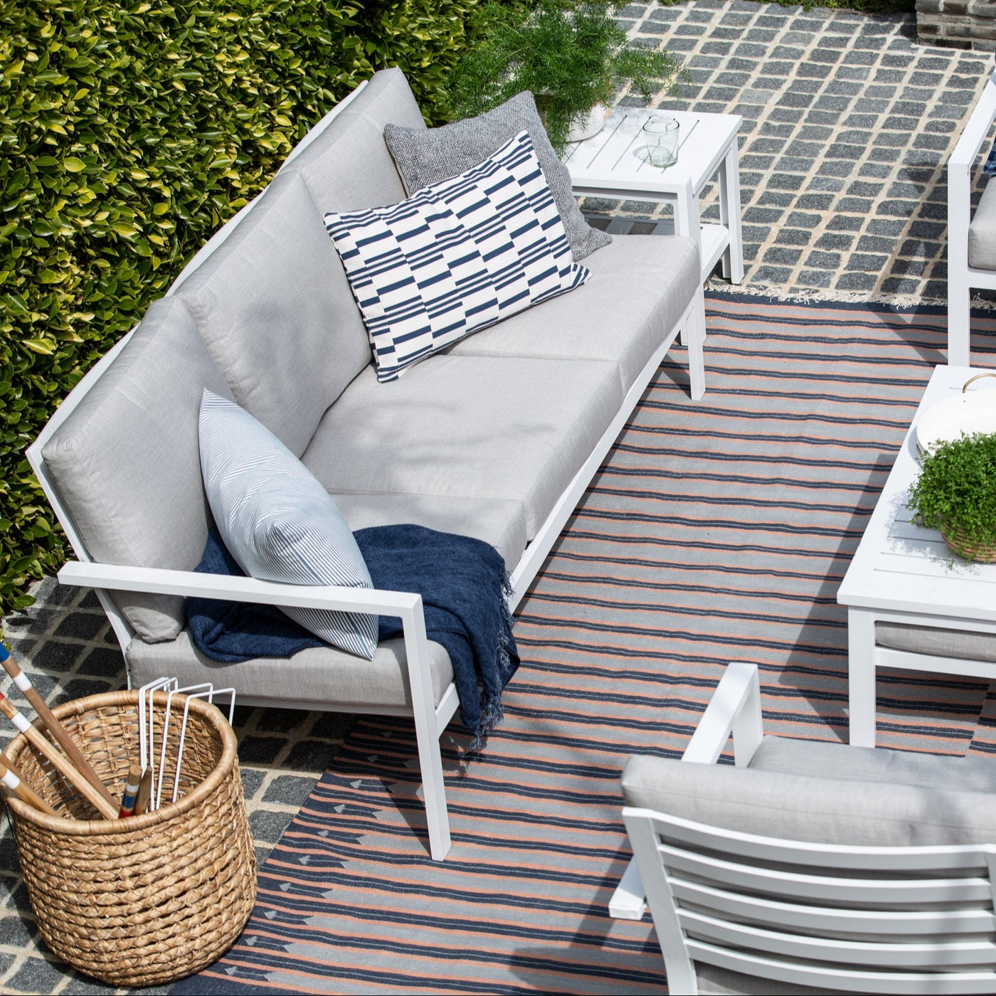  Yardbird Luna Outdoor Sofa Set Outdoor Furniture